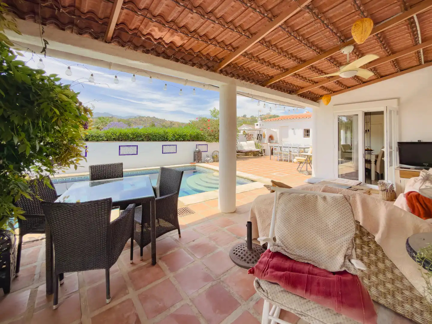 Terraza de Finca rústica en venta en Coín con Aire acondicionado, Trastero y Piscina