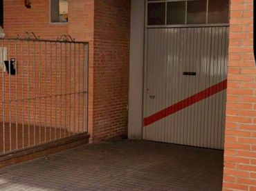 Individual en alquiler en Calle Zapadores 12