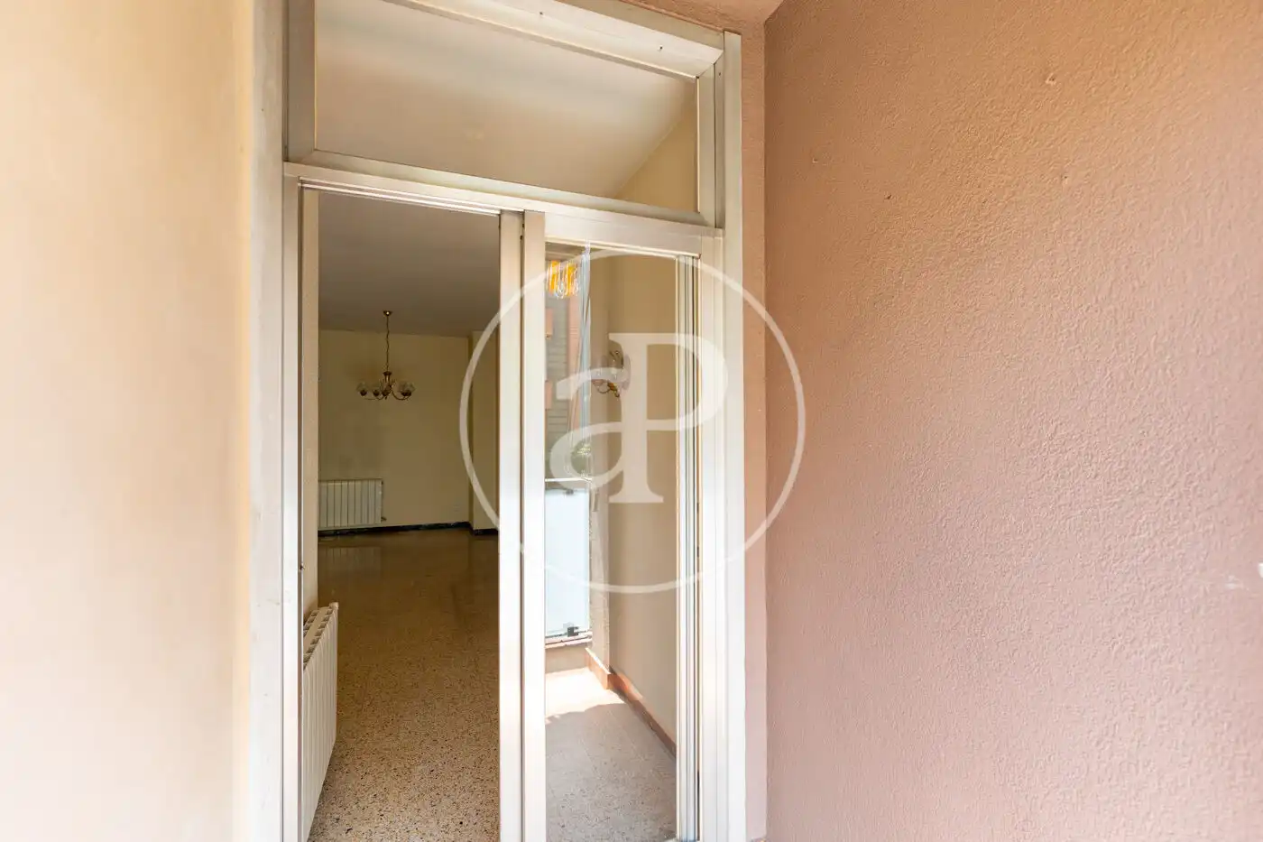 Flat for sale in Barcelona  with Air Conditioner, Heating and Balcony