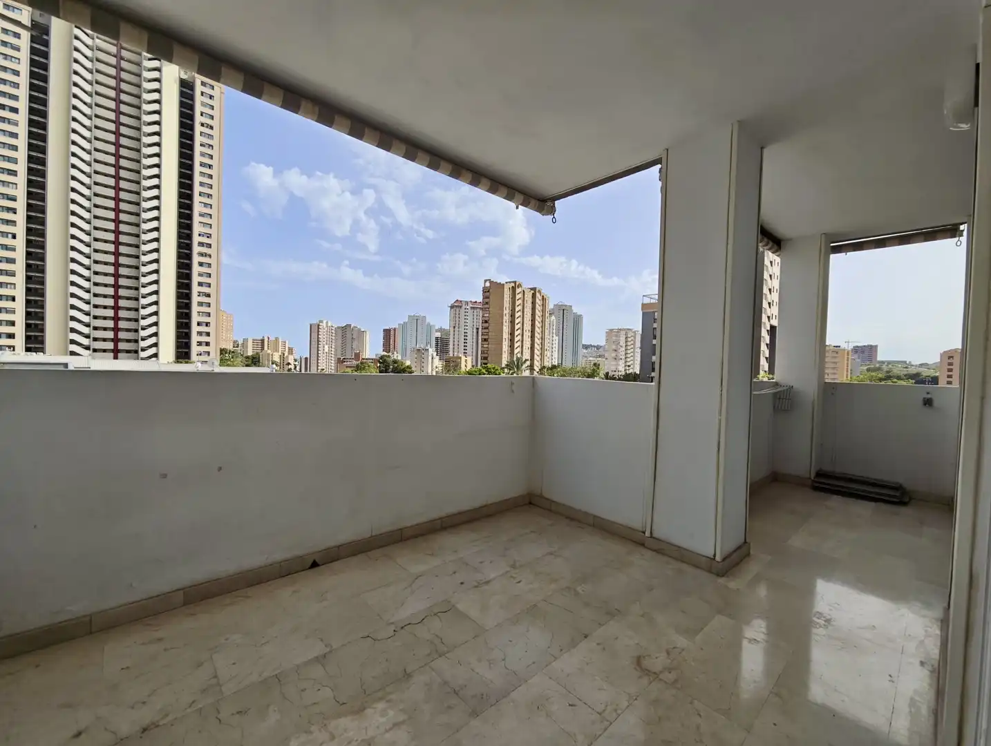 Apartment with pool for sale in Playa de Poniente, imagen 3