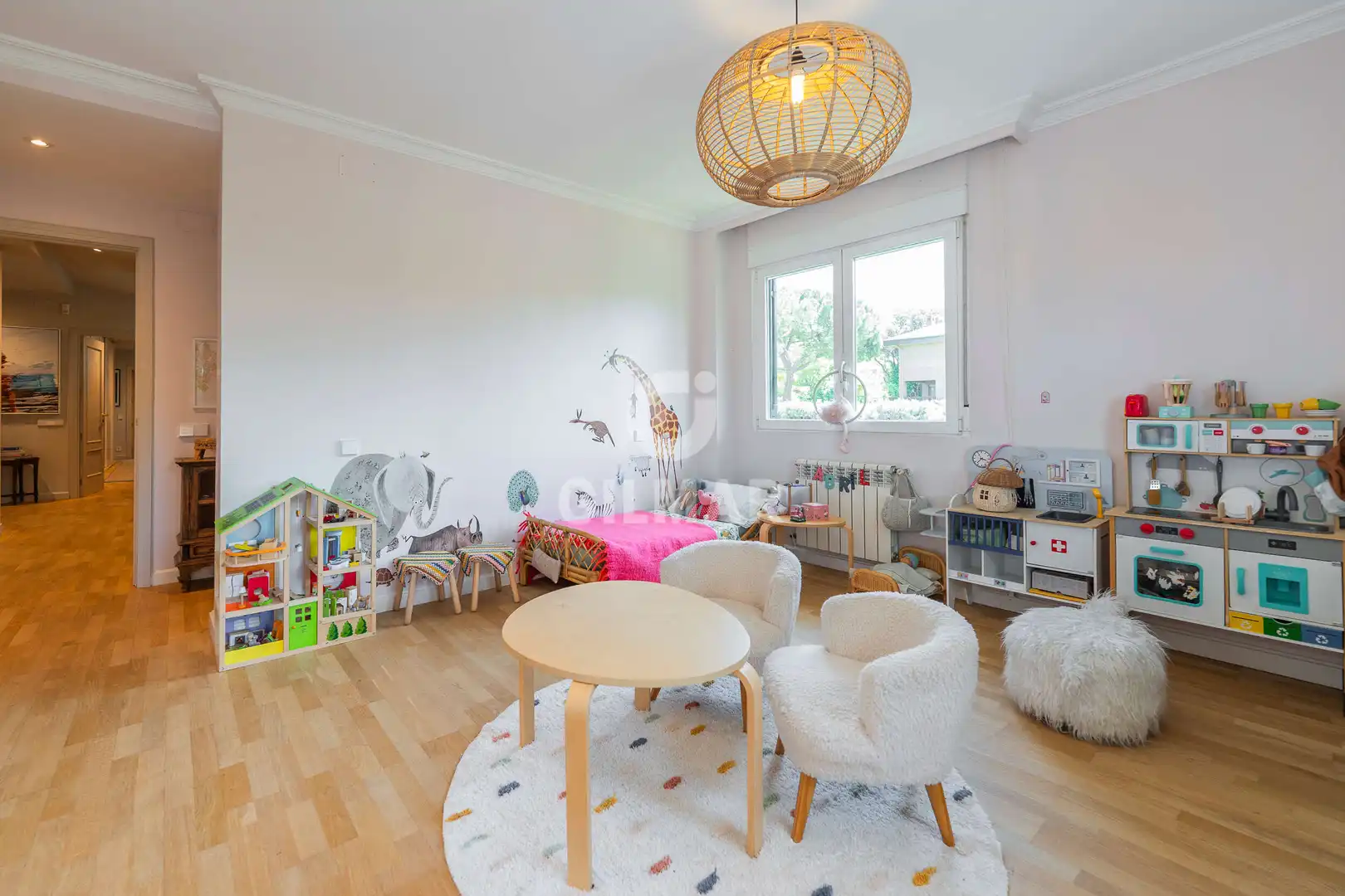 Bedroom of Houses for sale in Pozuelo de Alarcón  with Heating, Private garden and Swimming Pool