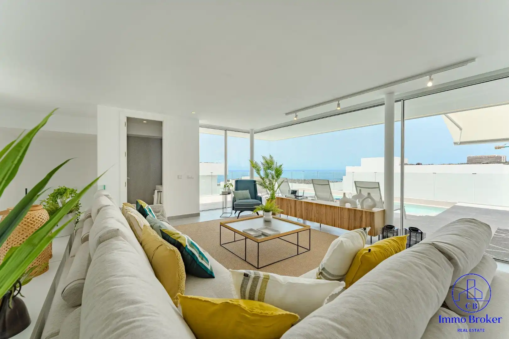 Detached house with pool for sale in Callao Salvaje - Playa Paraíso, imagen 16