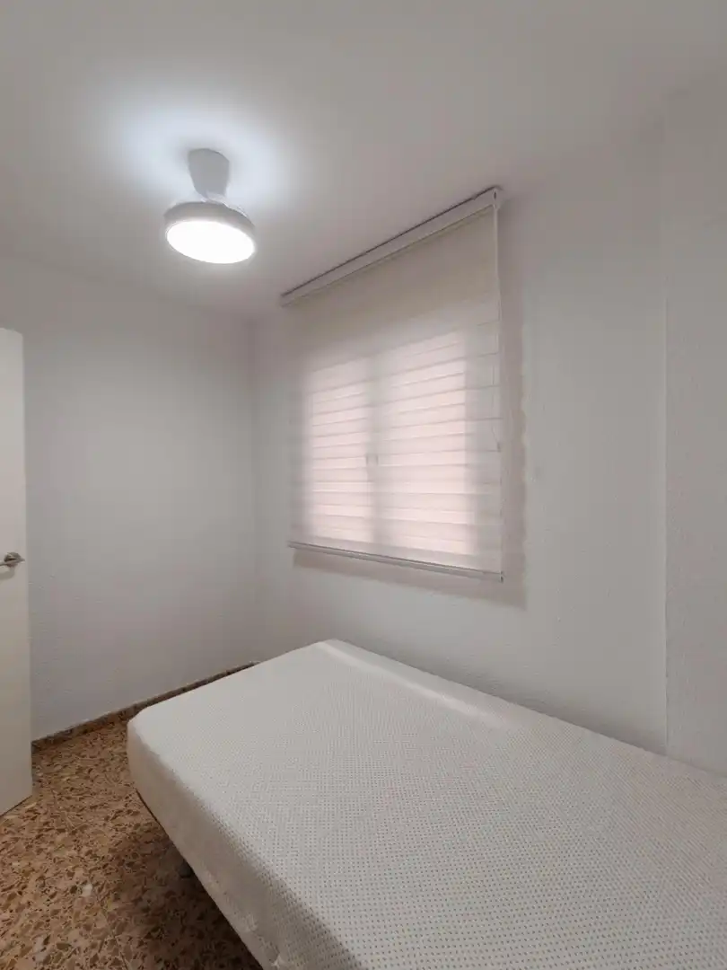 Habitación de Piso de alquiler en Benalúa - Babel