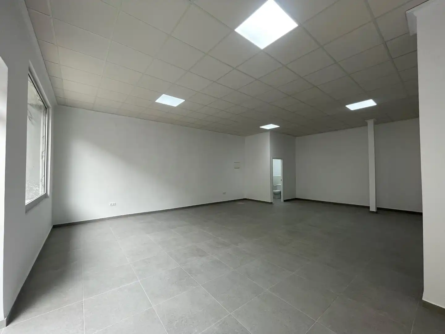 Local comercial en alquiler en Calle Rosales 11, imagen 6