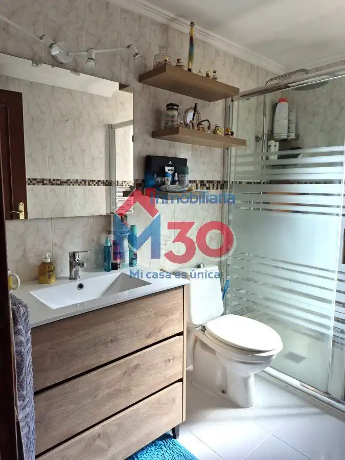 Baño de Piso en venta en Miranda de Ebro con Calefacción, Parquet y Terraza