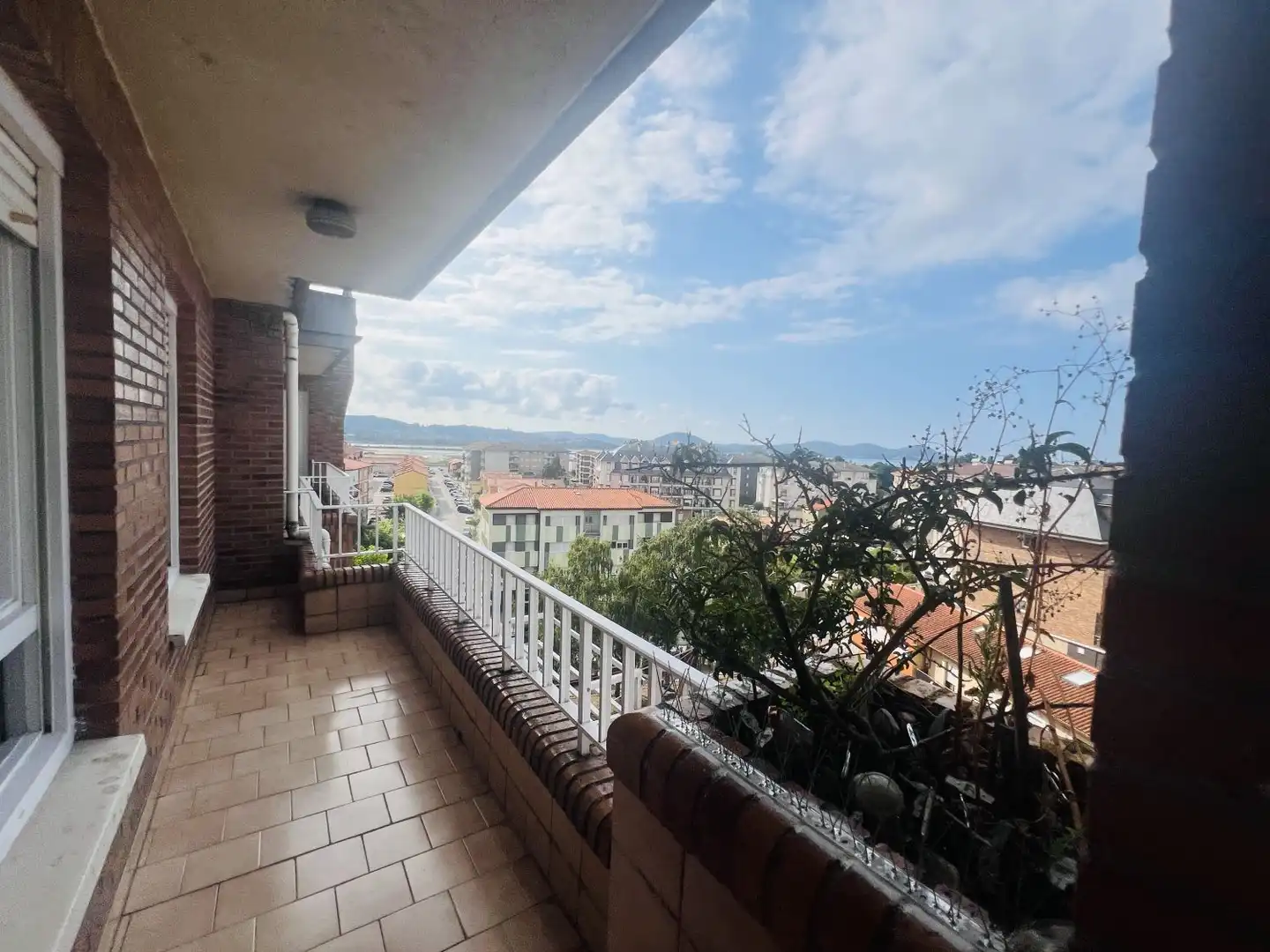 Terrasse von Wohnung zum Verkauf in Colindres mit Heizung, Terrasse und Abstellraum