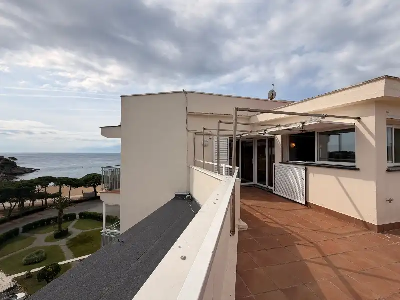 Terrassa de Pis en venda en Palamós amb Terrassa, Forn i TV