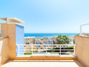 Casa rústica amb piscina en venda a Orihuela Costa