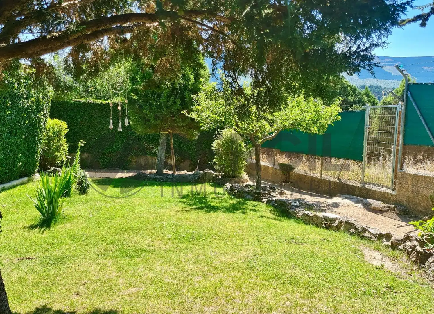 Jardín de Casa o chalet en venta en Prádena con Calefacción y Jardín privado