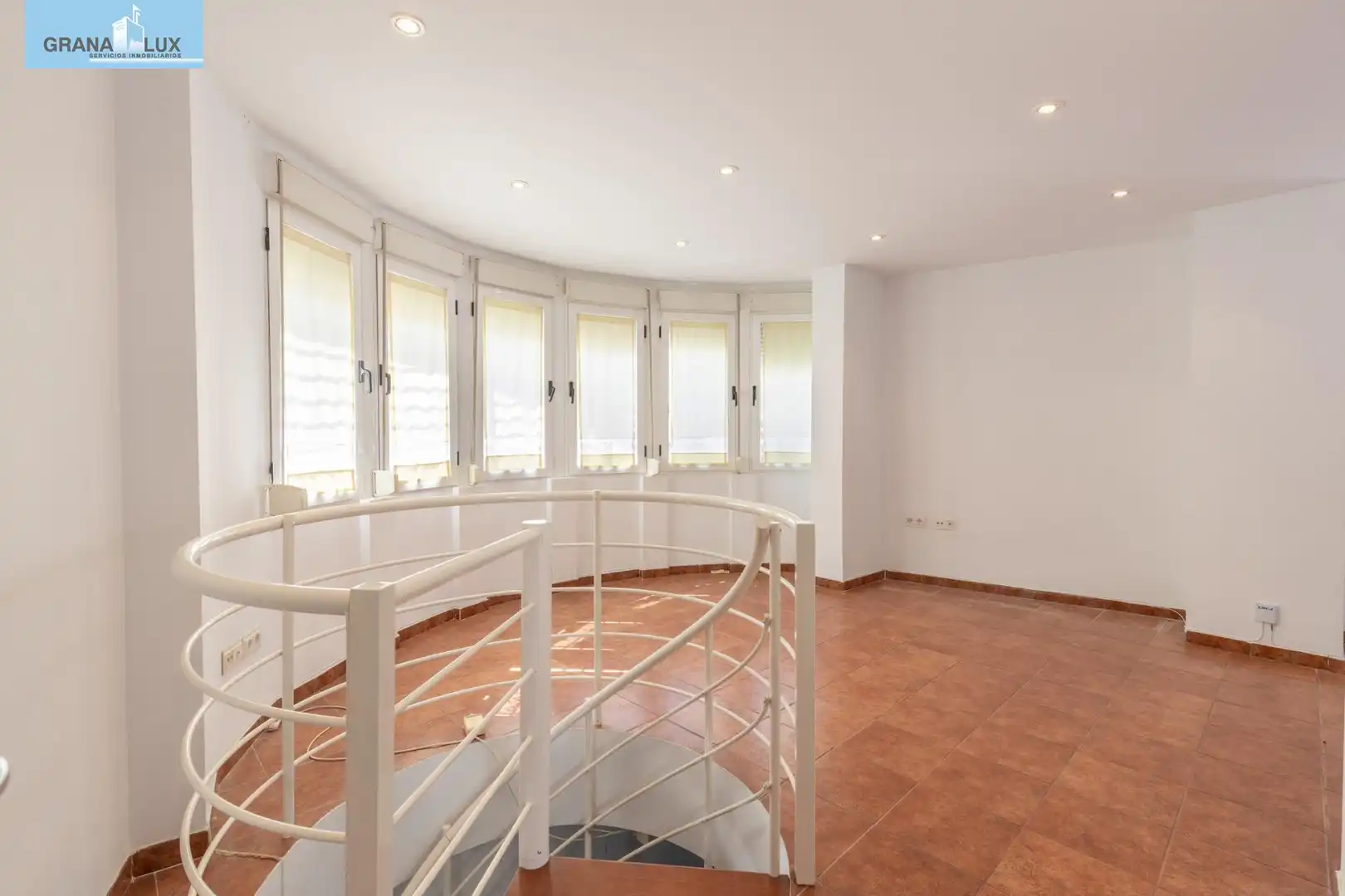 Triplex in vendita a Calle de España, imagen 4