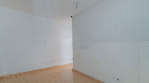 Foto 4 de Piso en venta en C/ Cristo de la Victoria, Almendrales, Madrid Capital