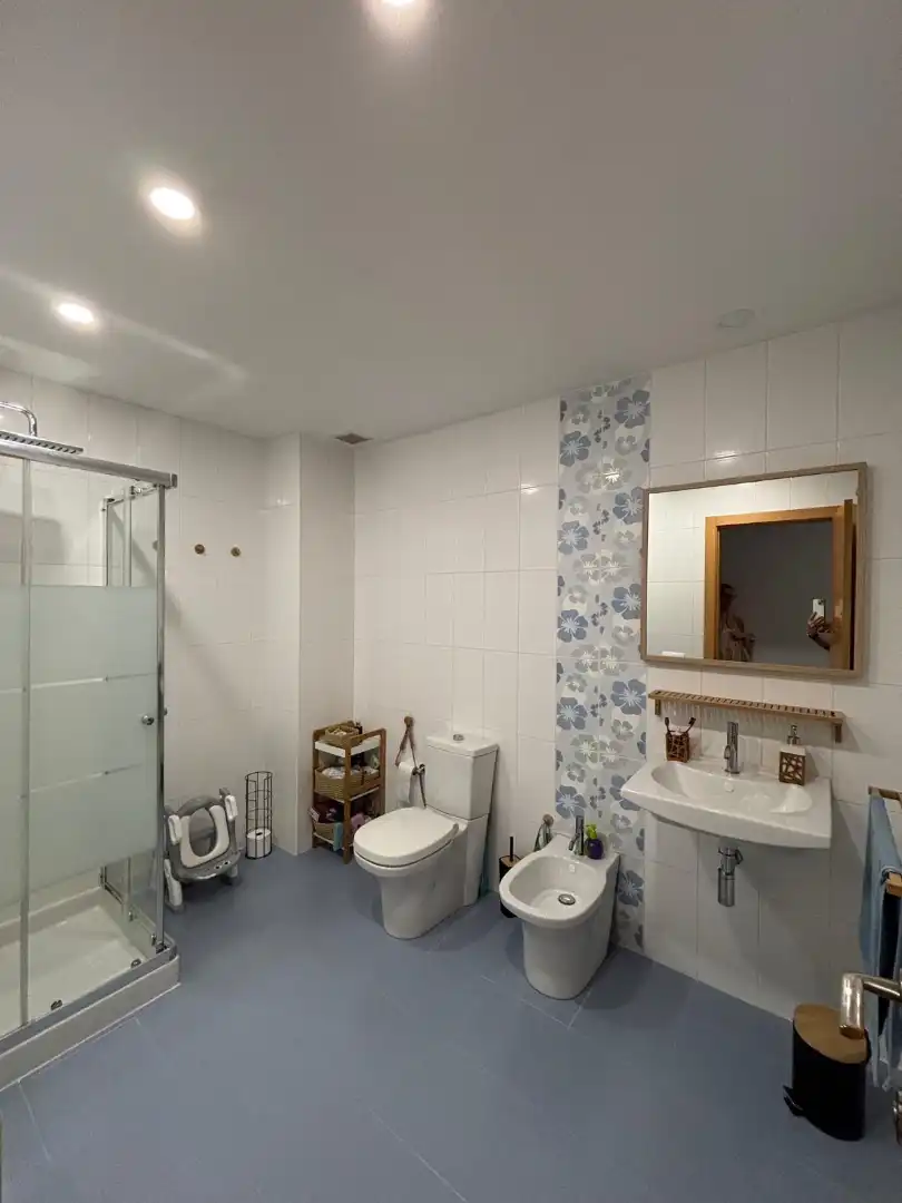 Badezimmer von Haus oder Chalet zum Verkauf in Alginet mit Klimaanlage, Heizung und Terrasse