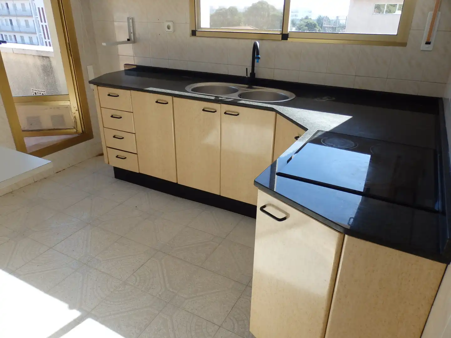 Küche von Maisonette zum Verkauf in Mont-roig del Camp mit Terrasse, Abstellraum und Möbliert