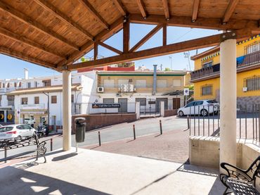 Wohngebäude zum Verkauf in Calle Higueras 1