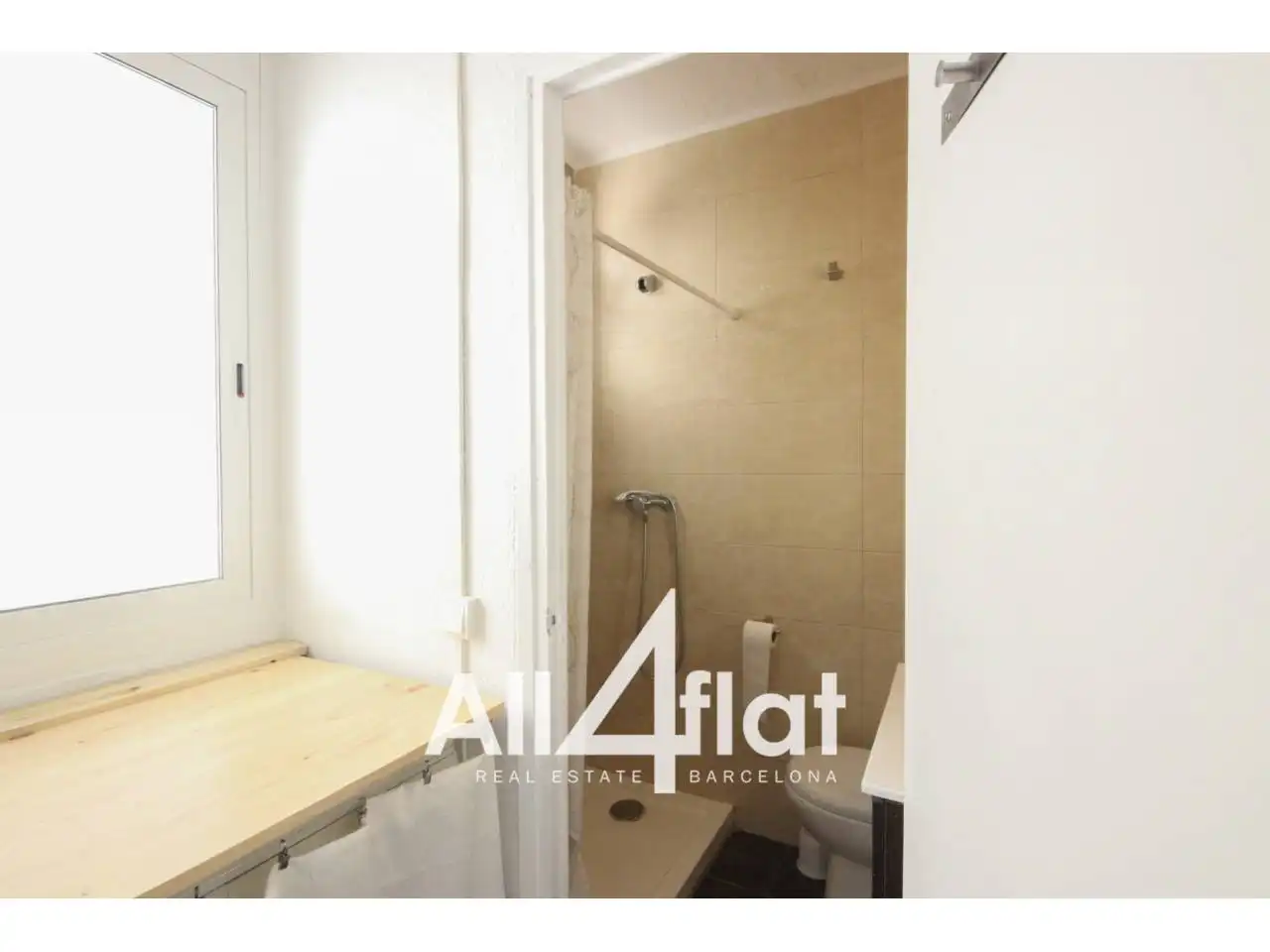 Schlafzimmer von Wohnung zur Miete in L'Hospitalet de Llobregat mit Klimaanlage, Heizung und Möbliert