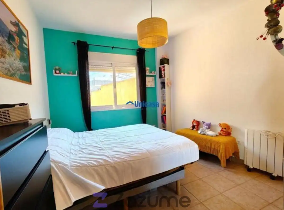 Bedroom of Duplexes for rent in Málaga  with Air Conditioner, Oven and Washing machine