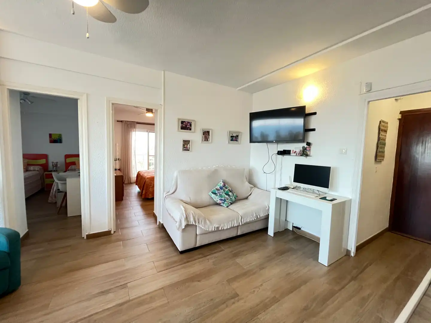 Sala de estar de Piso en venta en Cartagena con Aire acondicionado, Calefacción y Amueblado