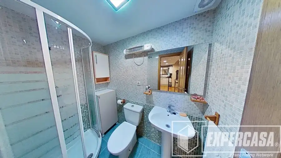 Baño de Ático en venta en Beniparrell con Aire acondicionado, Parquet y Terraza