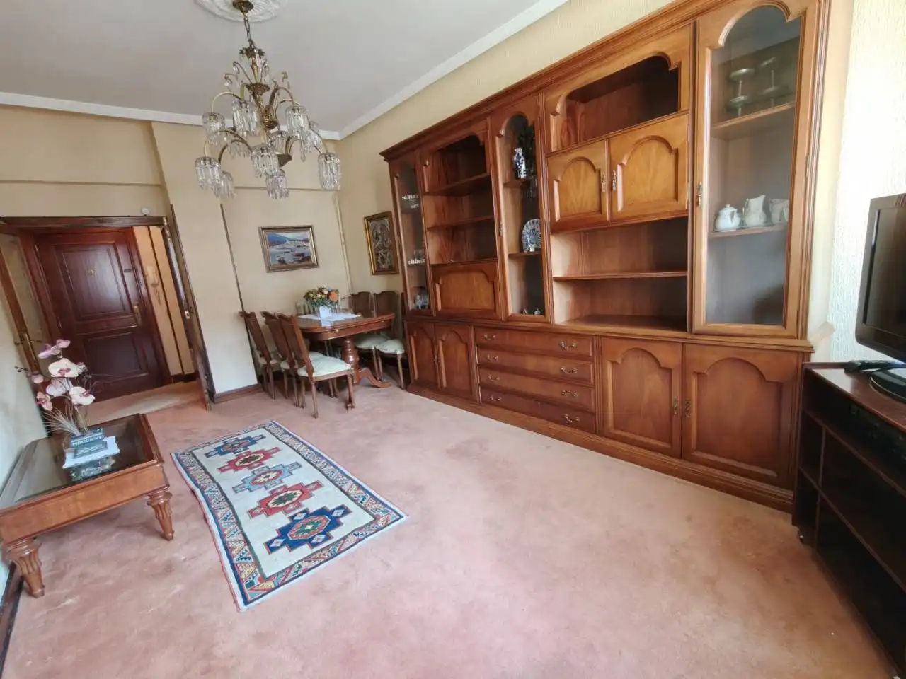 Comedor de Piso en venta en Bilbao  con Balcón