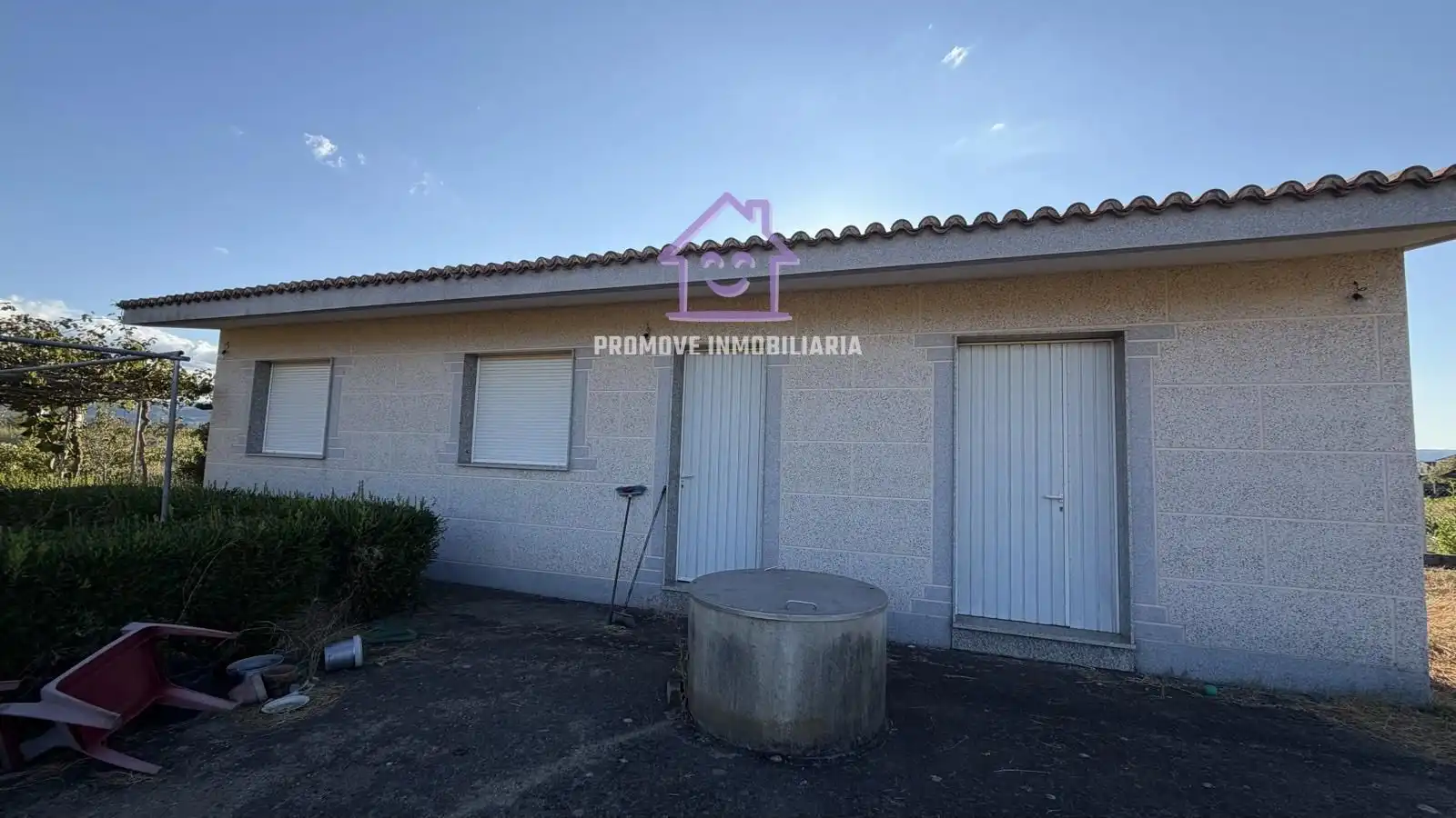 Vista exterior de Casa o xalet en venda en Verín amb Moblat