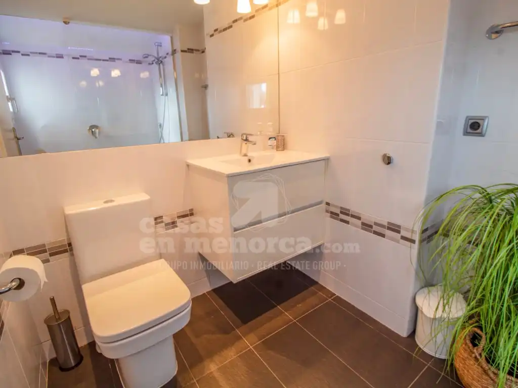 Bathroom of Apartments for sale in Sant Lluís  with Air Conditioner, Private garden and Terrace