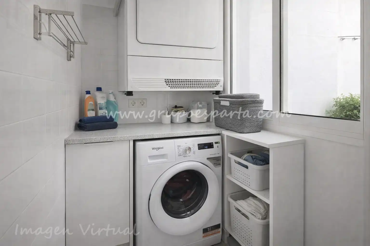 Habitación de Casa adosada en venta en Albaida del Aljarafe con Aire acondicionado y Trastero
