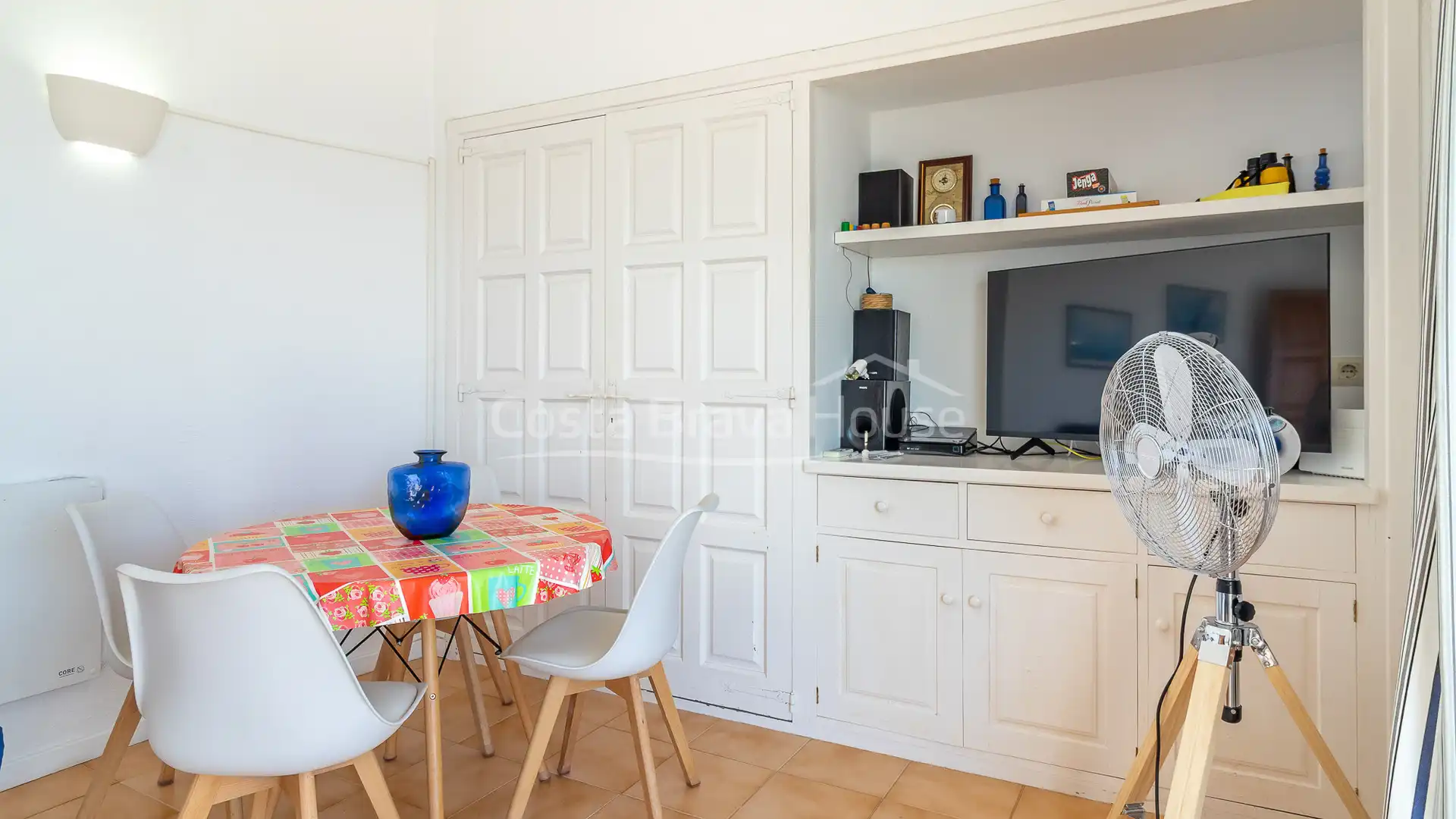 Menjador de Apartament en venda en Begur amb Aire condicionat, Calefacció i Terrassa