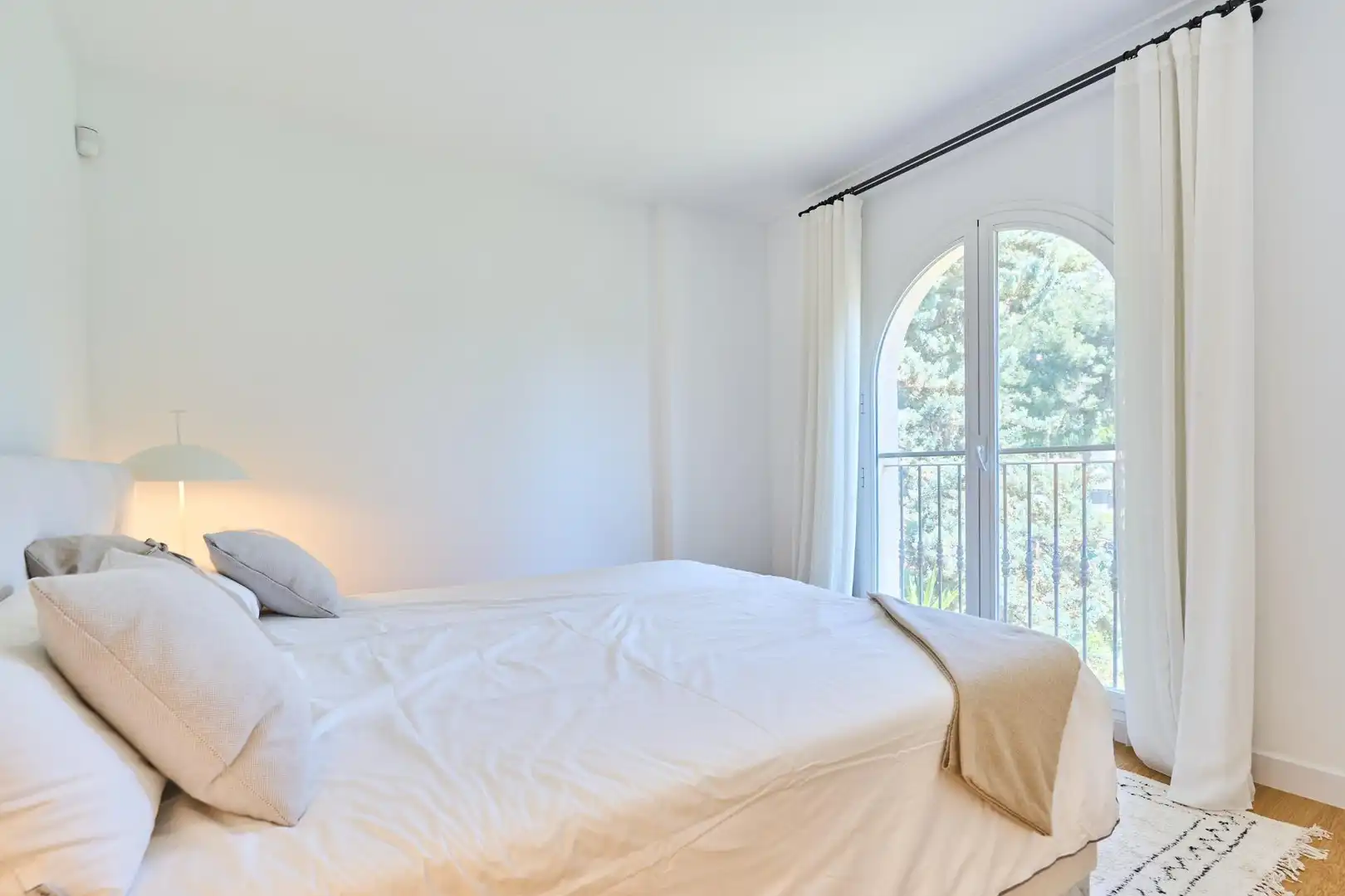 Dormitori de Casa o xalet en venda en  Palma de Mallorca amb Aire condicionat, Jardí privat i Parquet