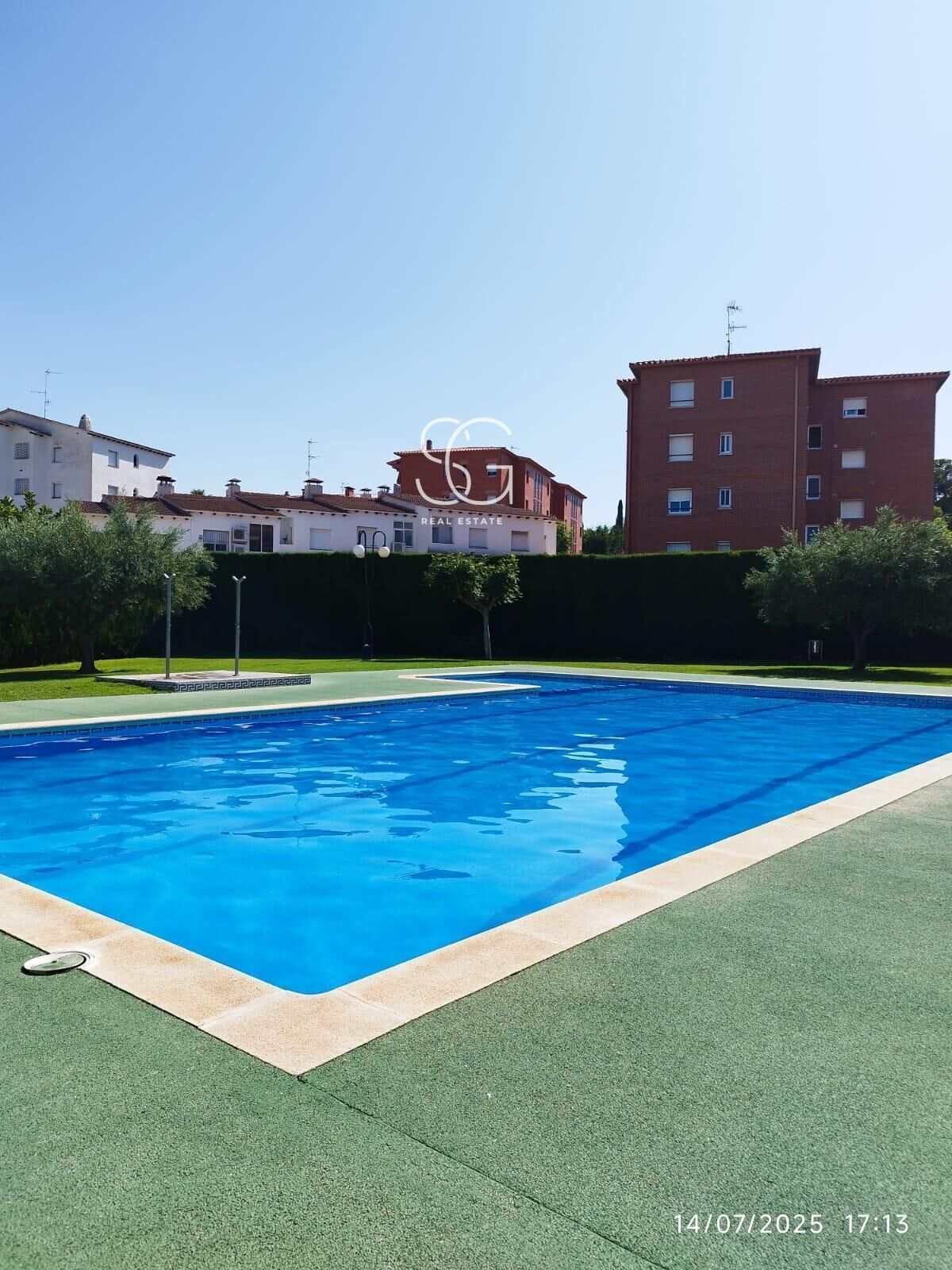 Piscina de Casa adosada en venda en Roda de Berà amb Calefacció, Jardí privat i Terrassa