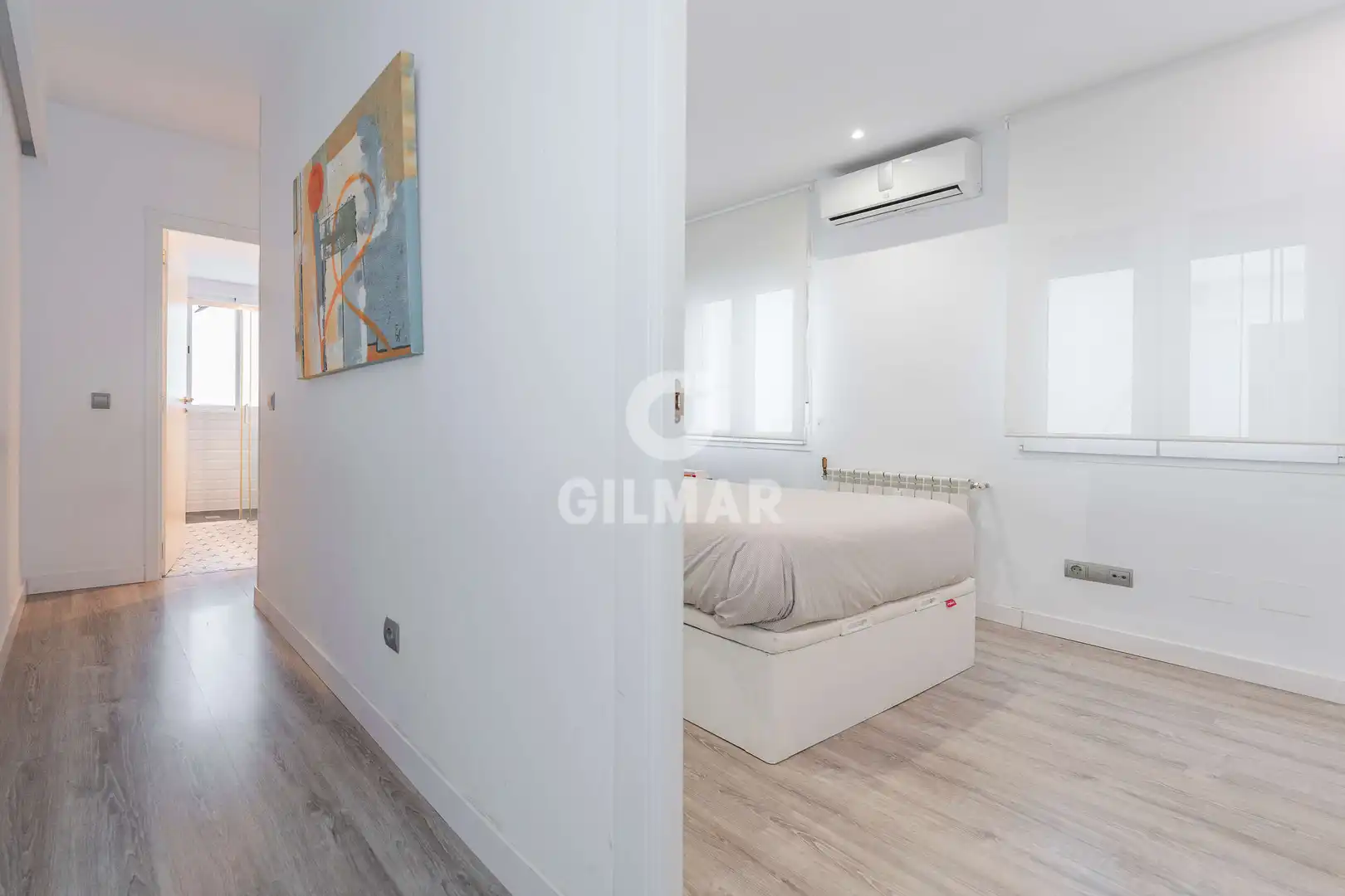 Habitación de Ático en venta en Madrid con Calefacción y Balcón
