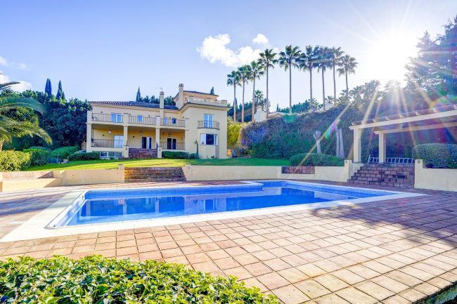 Exterior view of House or chalet for sale in Sotogrande  with Heating, Private garden and Swimming Pool
