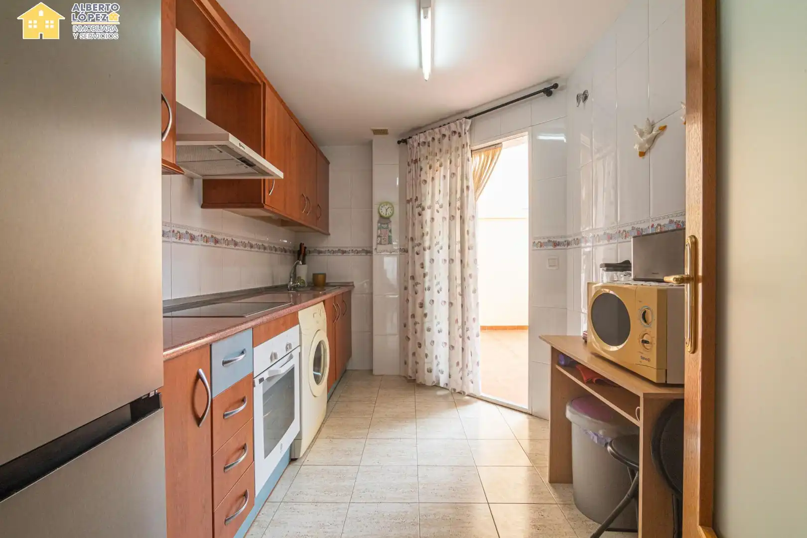 Kitchen of Apartments for sale in Elche / Elx  with Balcony