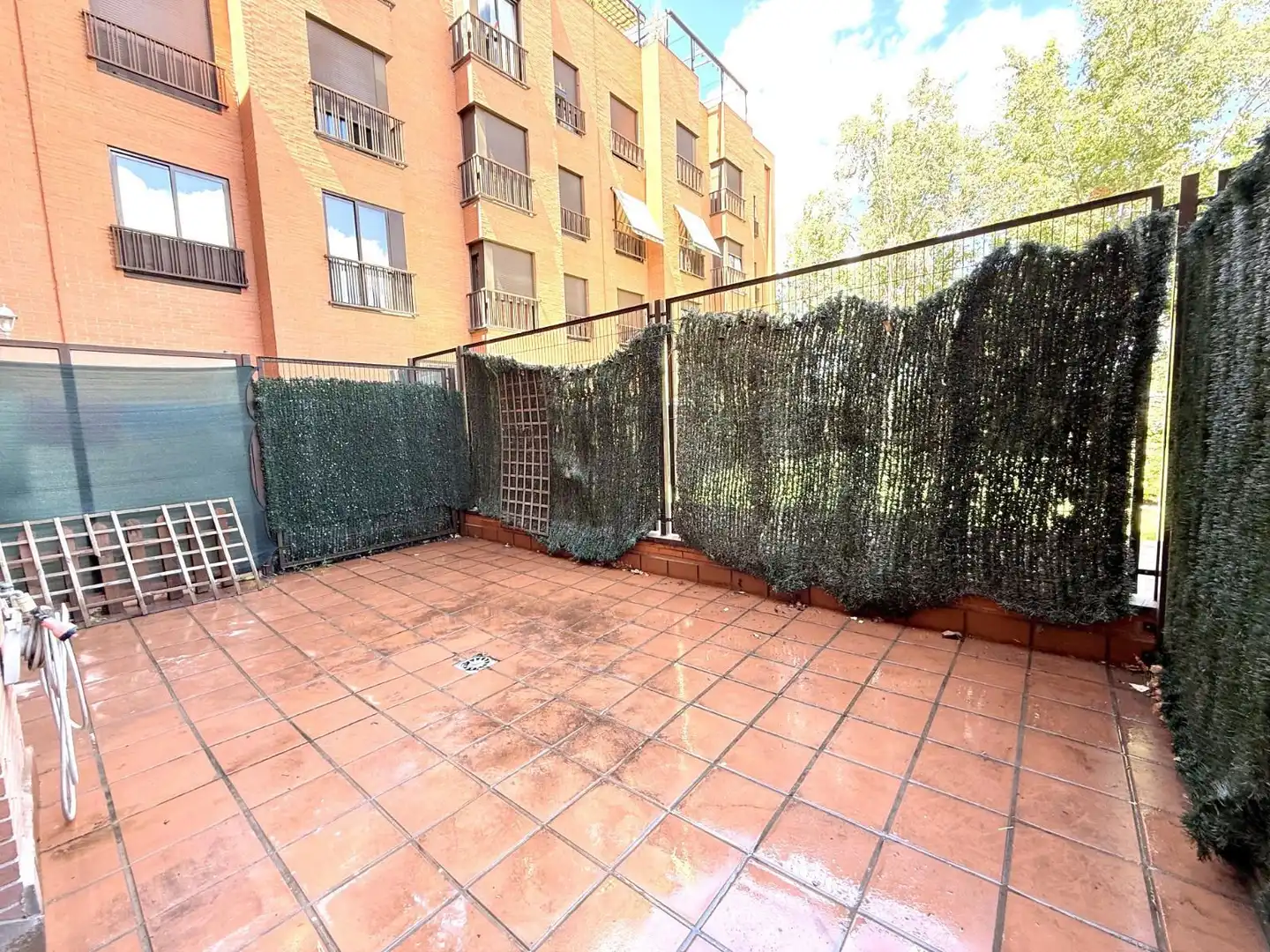 Terrassa de Apartament en venda en Madrid amb Aire condicionat, Calefacció i Jardí privat