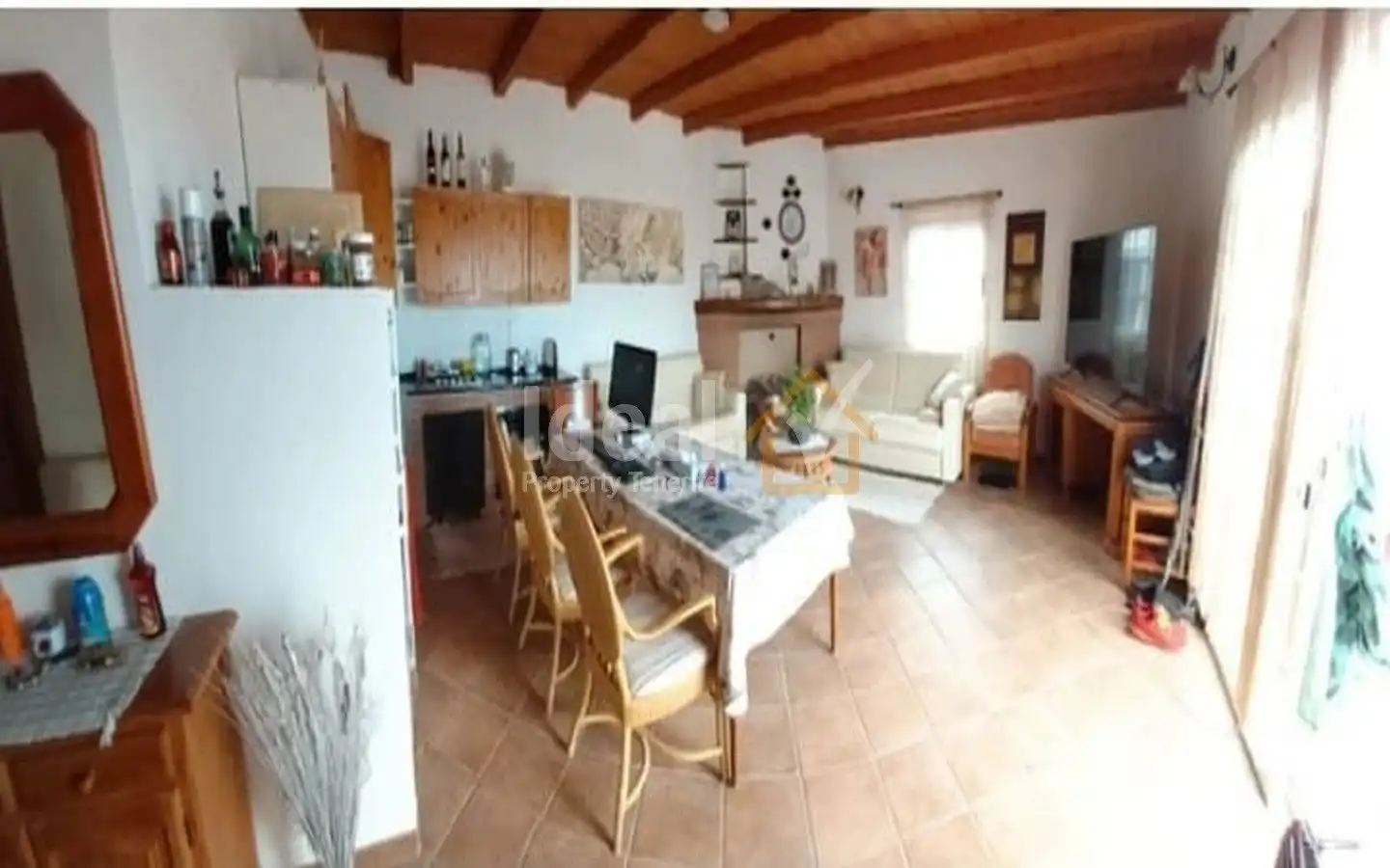 Sala d'estar de Casa o xalet en venda en Arona amb Jardí privat, Terrassa i Moblat
