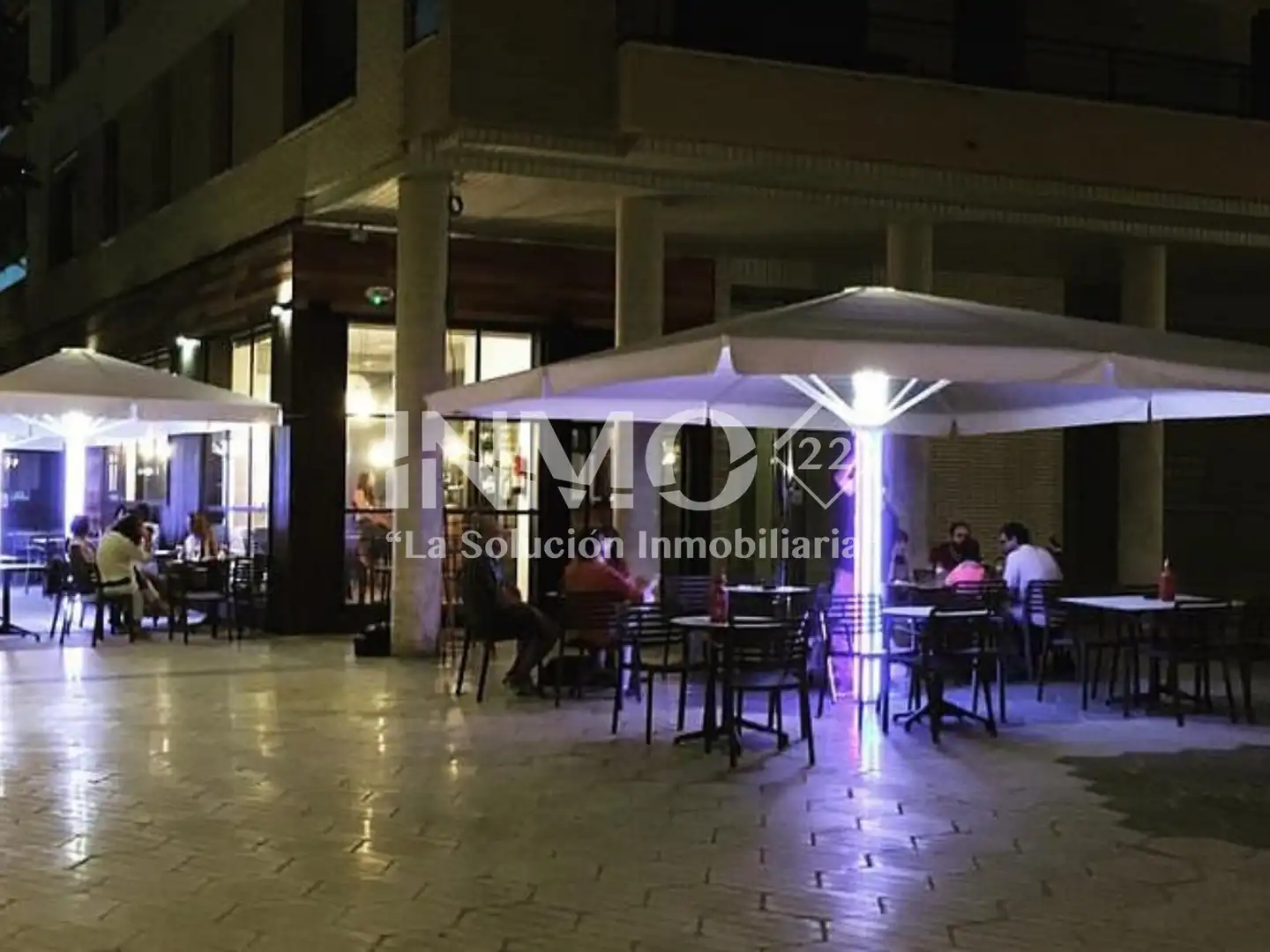 Terrasse von Geschaftsraum zur ubertragung in Cambrils mit Terrasse, Möbliert und Alarm