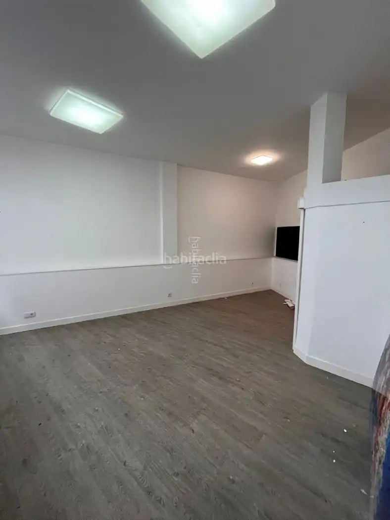 Local comercial en venta en Rúa Laranxo 17, imagen 3