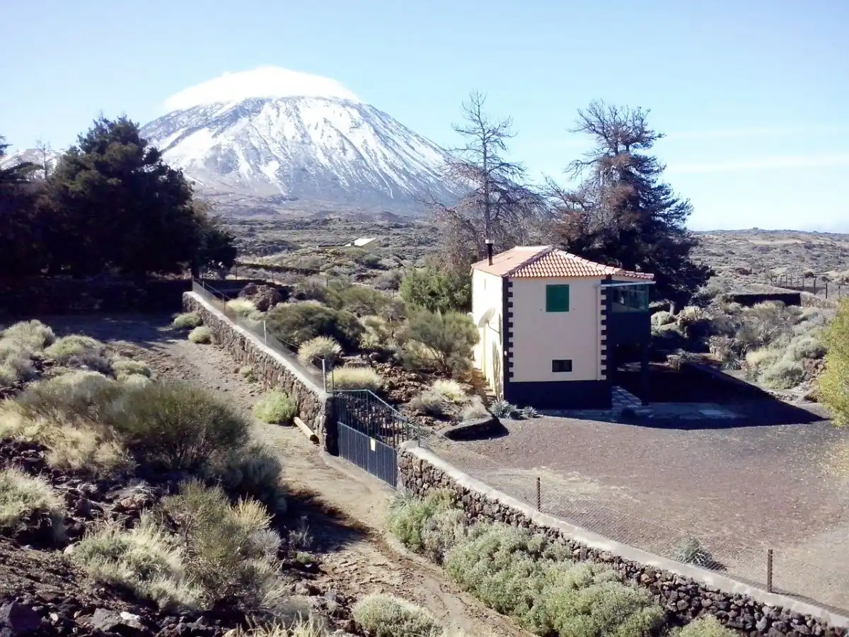Vista exterior de Casa o xalet en venda en La Orotava amb Terrassa i Moblat