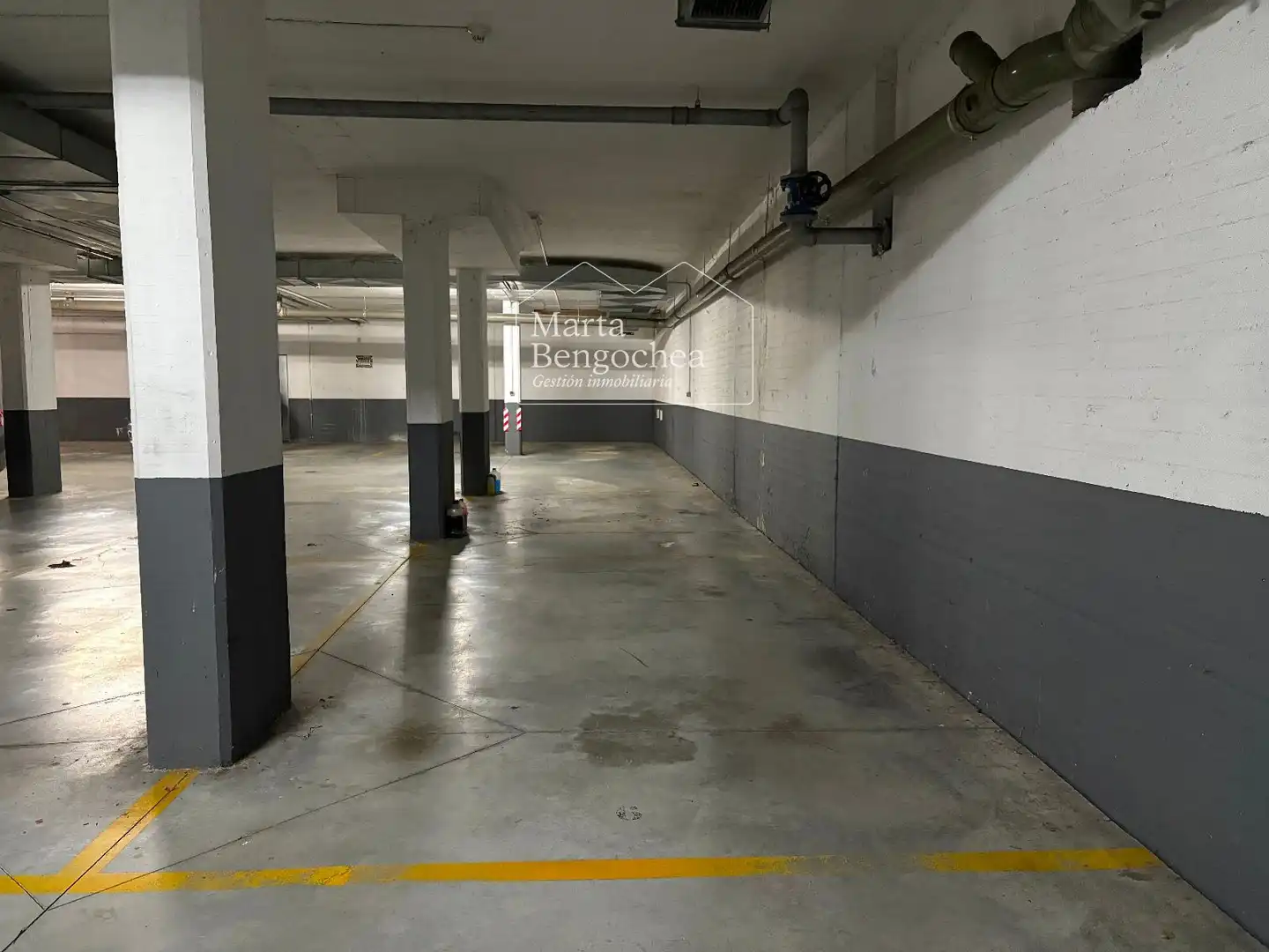 Parkplatz von Garage zum Verkauf in Vitoria - Gasteiz