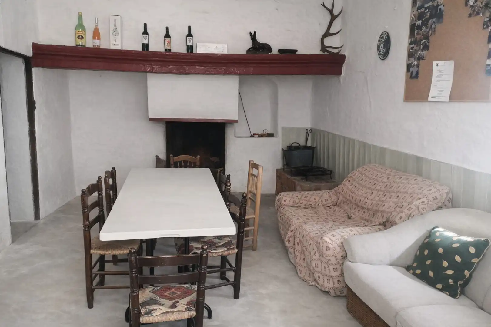 Menjador de Finca rústica en venda en Villena amb Jardí privat i Traster