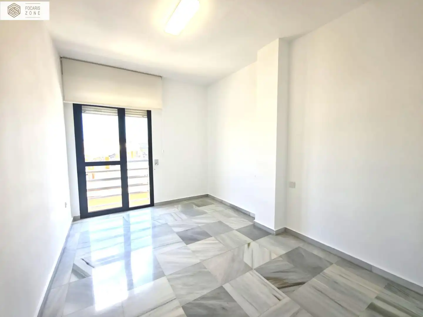 Schlafzimmer von Wohnung zur Miete in Málaga mit Klimaanlage, Heizung und Terrasse