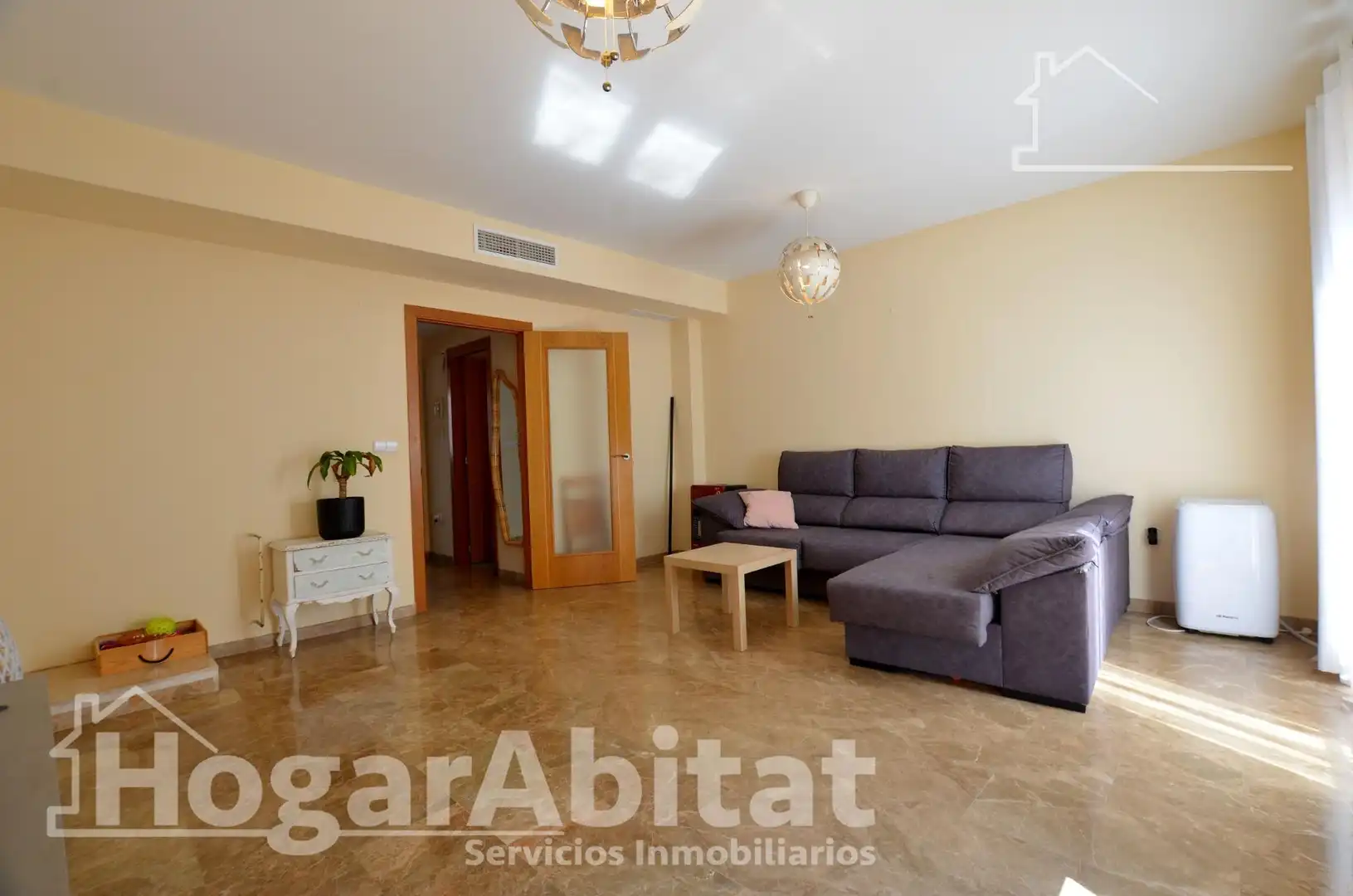 Sala de estar de Casa adosada en venta en Favara con Terraza, Trastero y Balcón