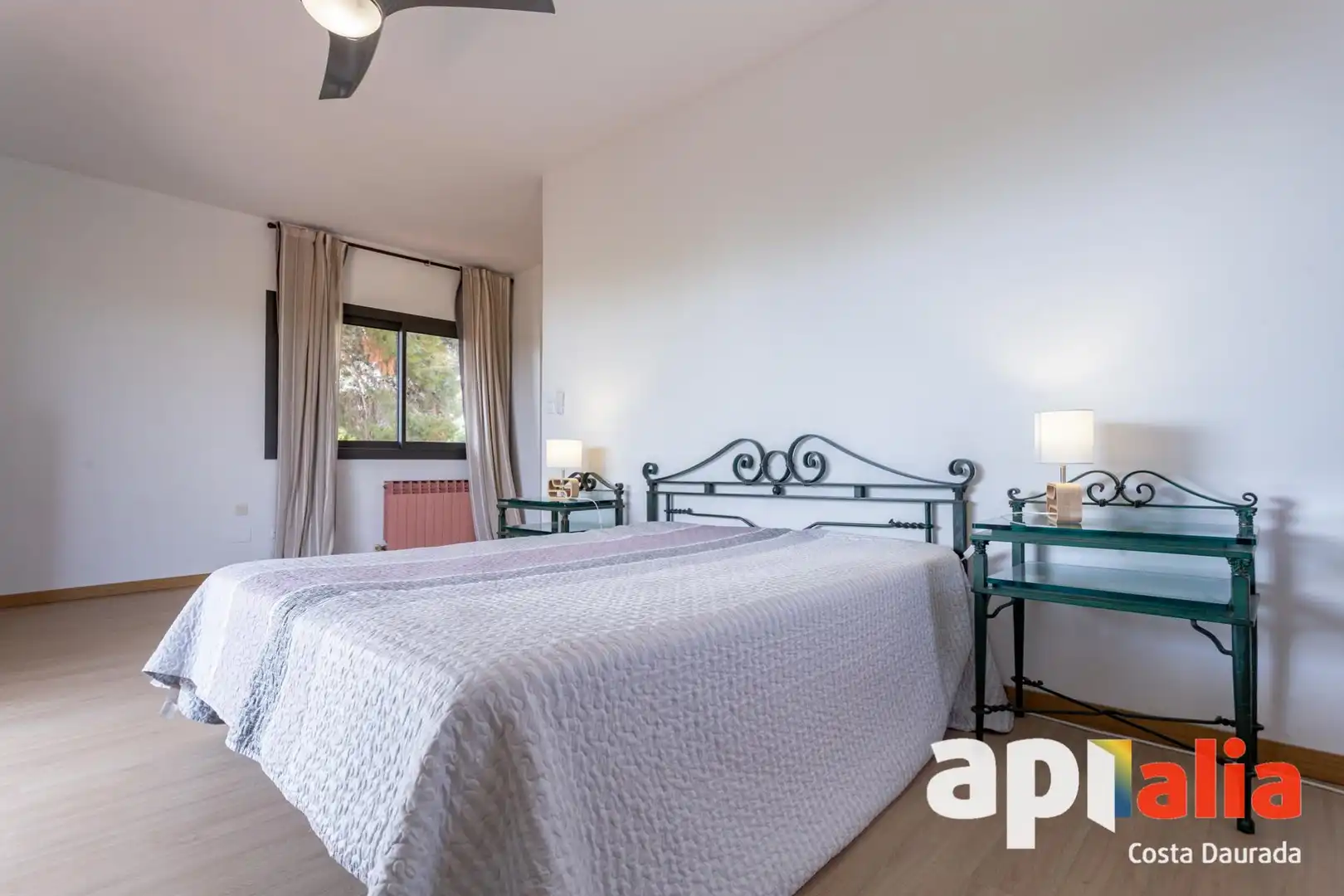 Dormitori de Casa o xalet en venda en Salou amb Calefacció, Jardí privat i Terrassa