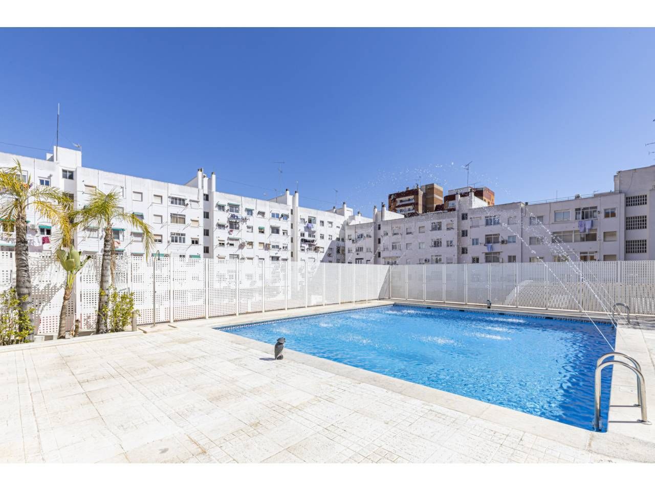 Swimming pool of Flat for sale in Cartagena  with Air Conditioner, Heating and Parquet flooring