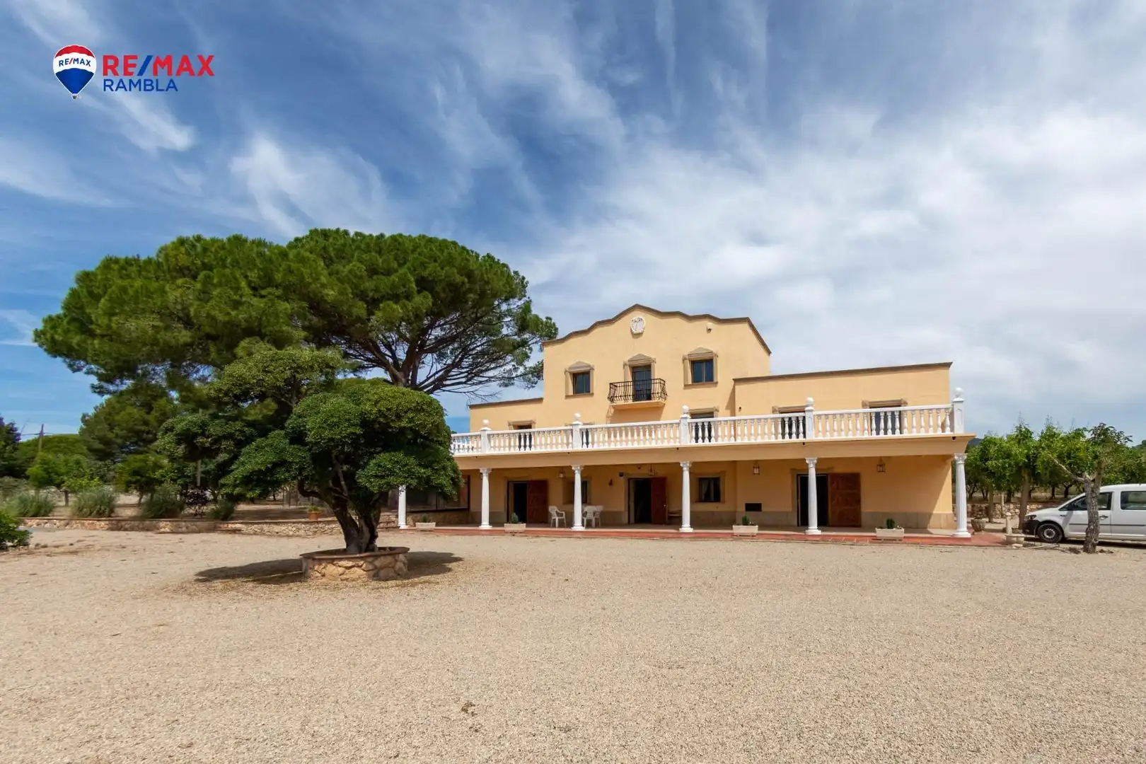 Exterior view of Houses for sale in Valls