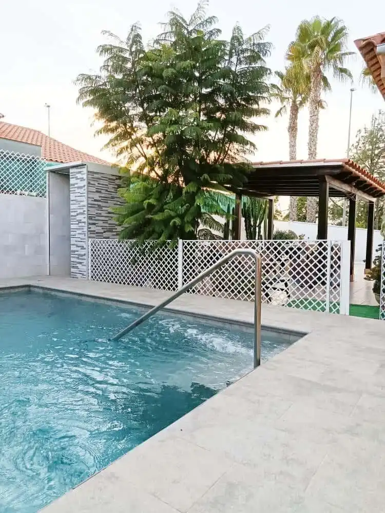 Houses for sale in Escucha