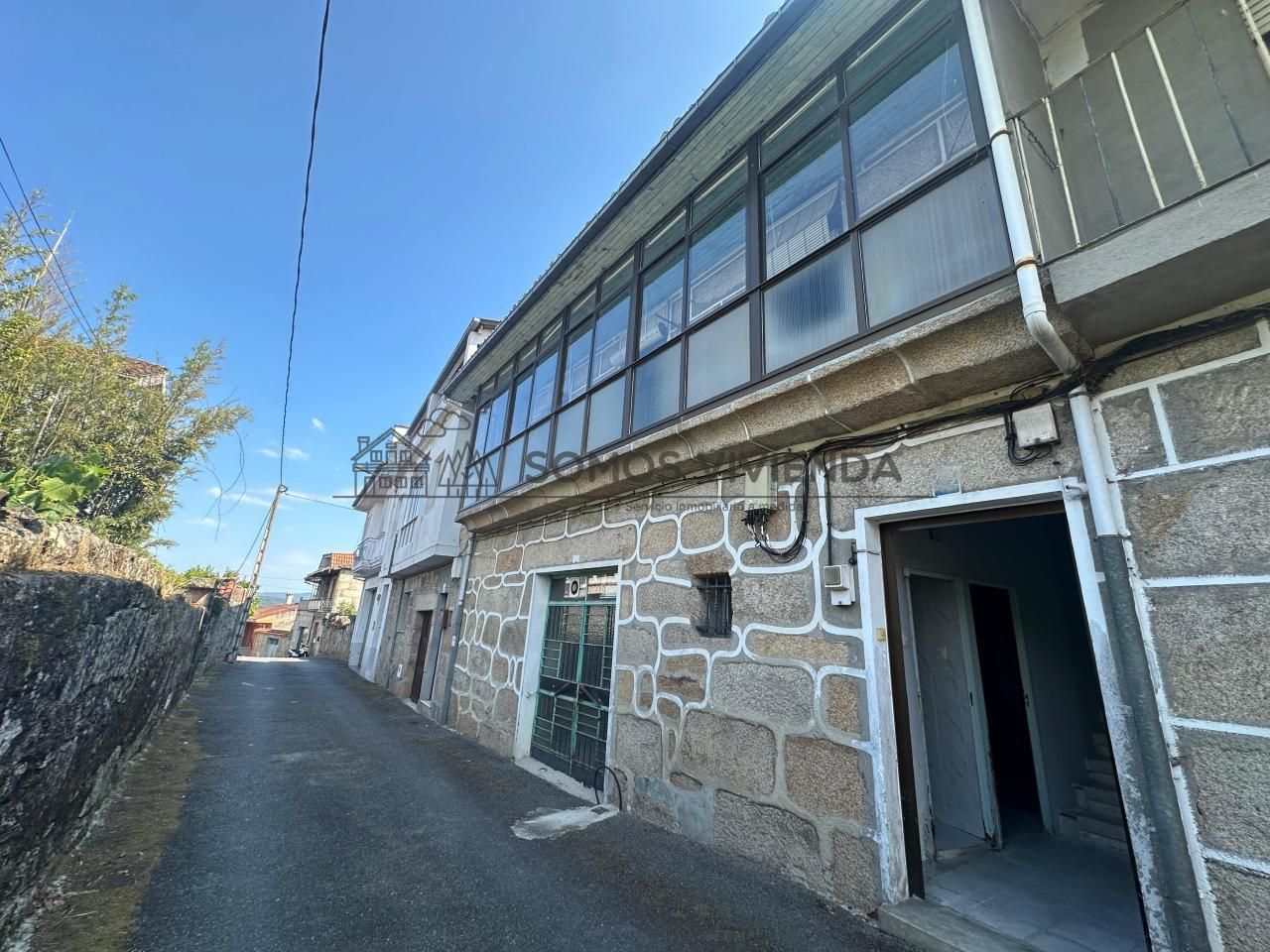 Exterior view of House or chalet for sale in San Cibrao das Viñas