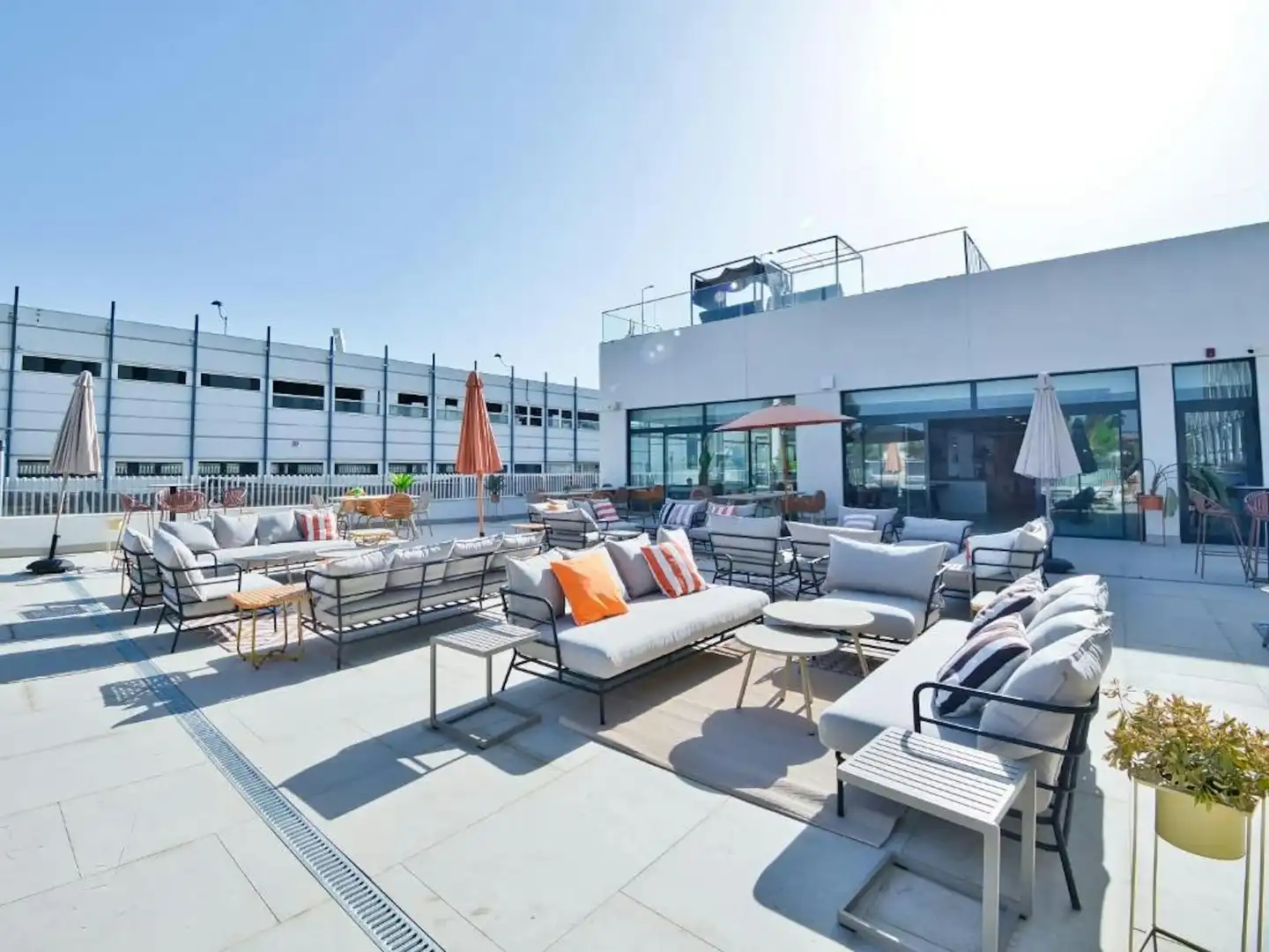 Terrasse von Gebäude zur Miete in Sevilla