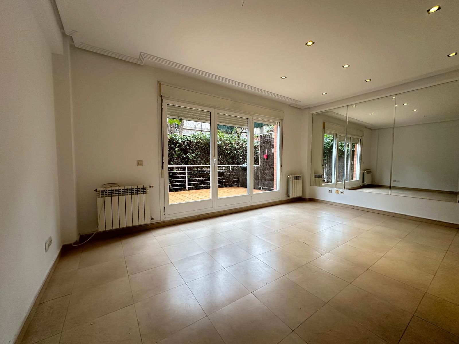 Living room of Duplex to rent in Torrelodones  with Terrace, Storage room and Oven