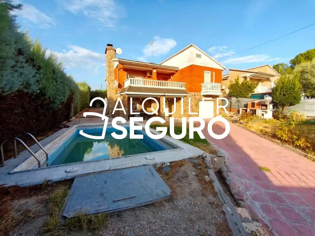 Casa o chalet de alquiler en Casarrubios del Monte, Toledo