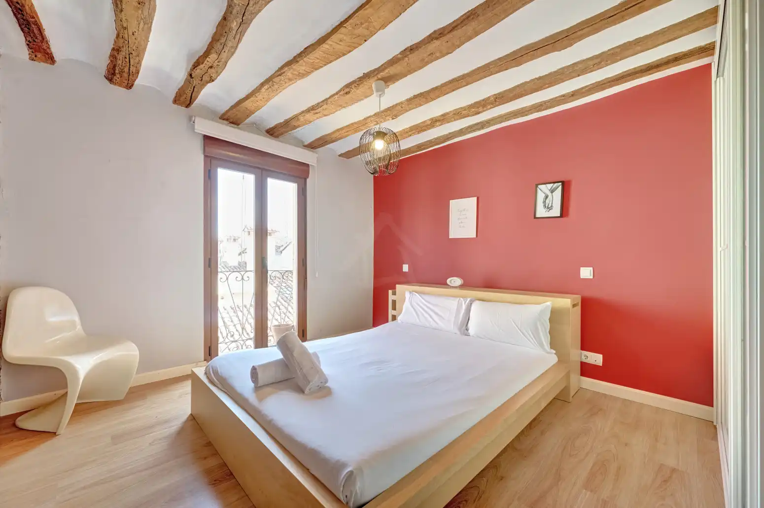 Habitación de Piso en venta en  Logroño con Calefacción, Parquet y Amueblado